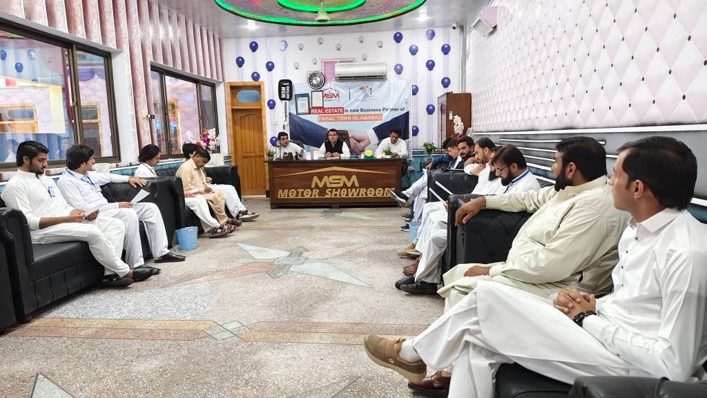 CEO CHAIRED MONTHLY REVIEW MEETING